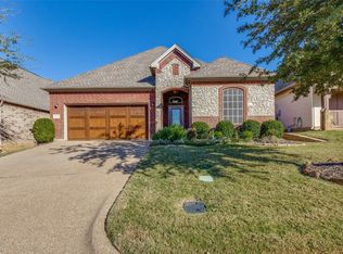 4811 Starmont Ln, Arlington, TX 76017