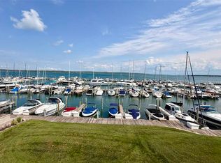 206 Ferry Ave APT 54, Charlevoix, MI 49720
