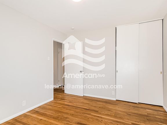 3rd image of 10445 Canfield Dr