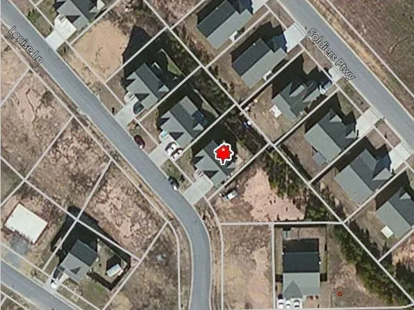 290 Louise Ln, Calhoun, GA 30701