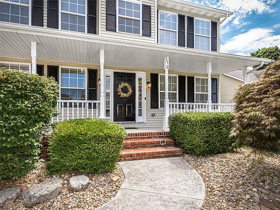 3rd image of 110 Dunwoody Dr