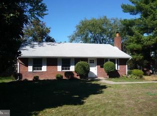 4006 Arcadia Rd, Alexandria, VA 22312