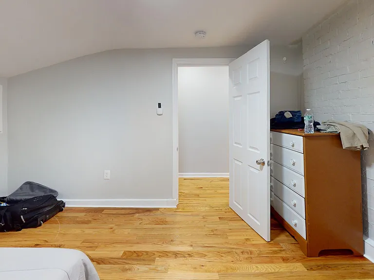 815 State St #3 — Photo 13