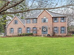 955 Baywood Ct, Columbus, IN 47201