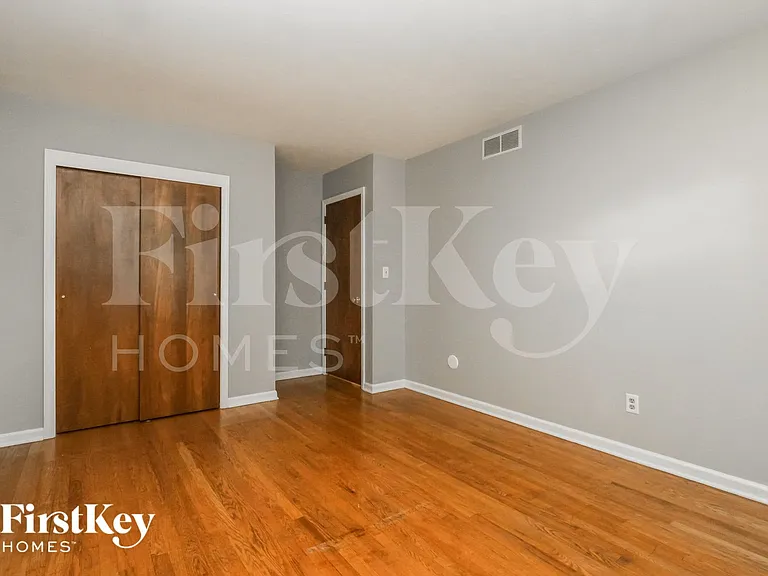 8341 Rodney Dr — Photo 11