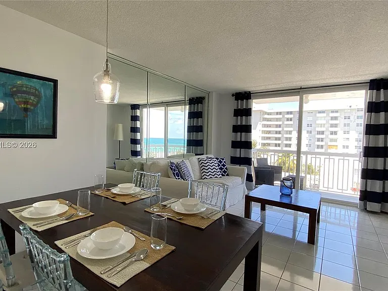 401 Ocean Dr #722 — Photo 5