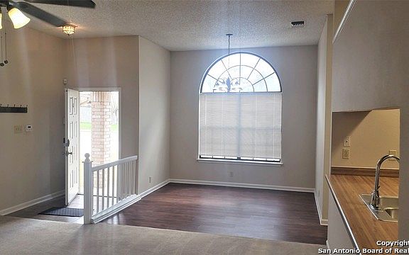 3rd image of 7539 Corian Park Dr