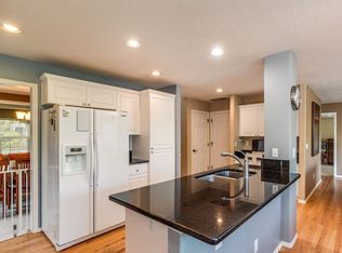 17261 NW Lapaloma Ln, Beaverton, OR 97006