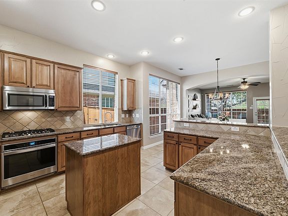 2nd image of 1211 Golf Club Dr