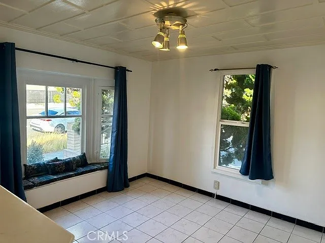 131 N Pacific Coast Hwy — Photo 6