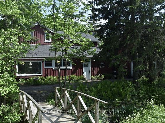 3rd image of 79 Brock Rd S