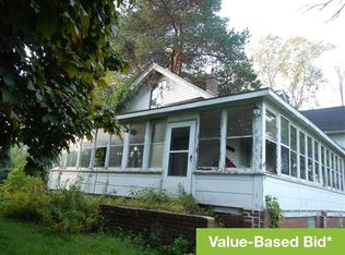28570 Cotton Rd, New Baltimore, MI 48047