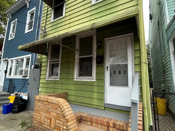 367 Hewitt St, Trenton, NJ 08611