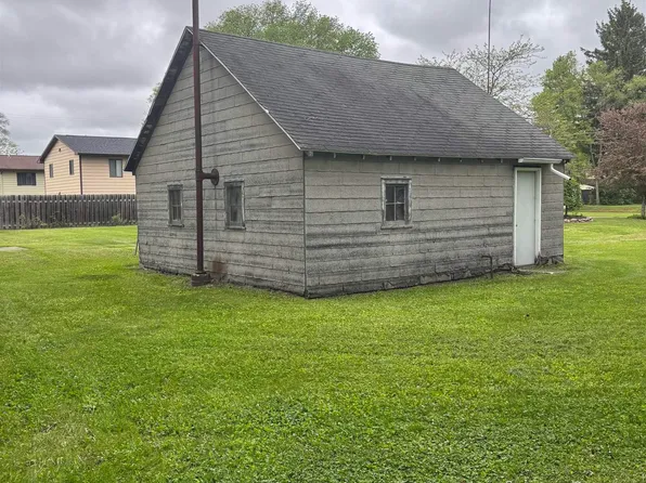 E Bennett Ave, Mount Pleasant, MI 48858