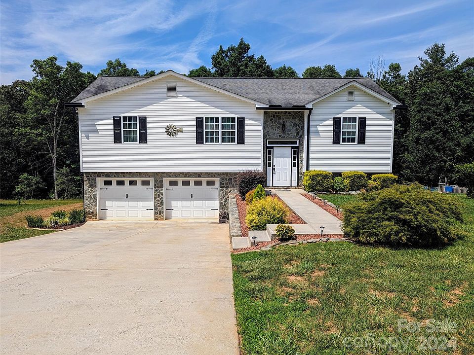 1st image of 3635 Judea Dr