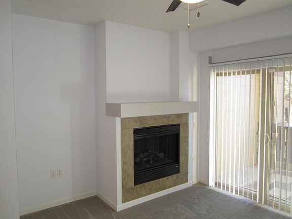 Electric Fireplace - Blower