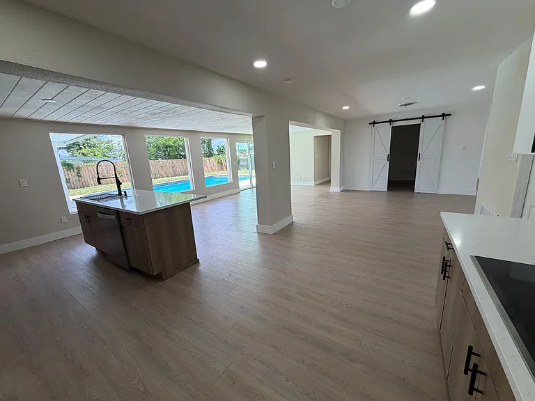 1822 Banyan Tree Dr — Photo 9