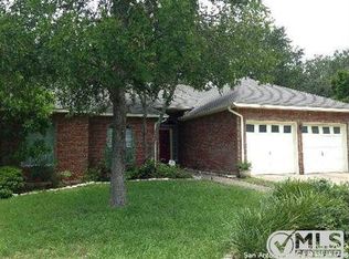 1310 Summit Blf, San Antonio, TX 78258