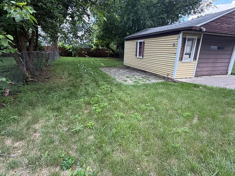 26316 Powers Ave — Photo 12