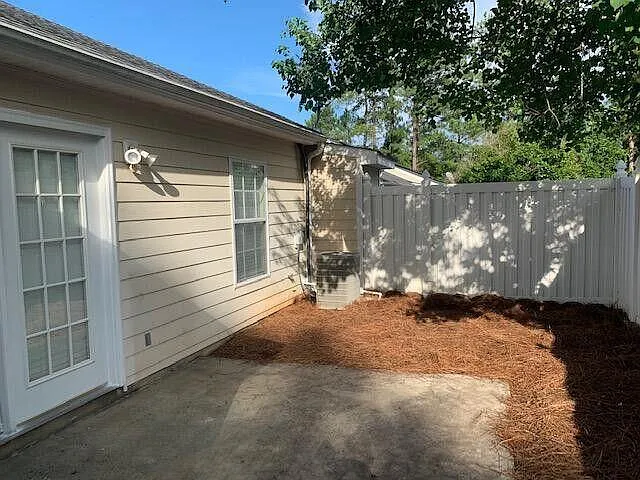 207 Evans Lake Dr — Photo 16