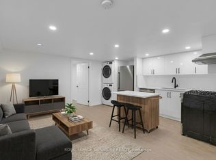 179 Beatrice St, Toronto, ON M6G 3E9
