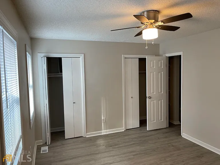 907 Silverwood Dr #907 — Photo 11