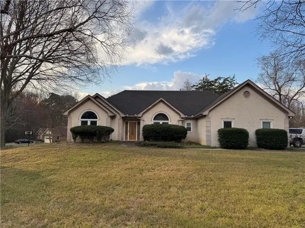 1001 Marie Hill Ct SW, Conyers, GA 30094