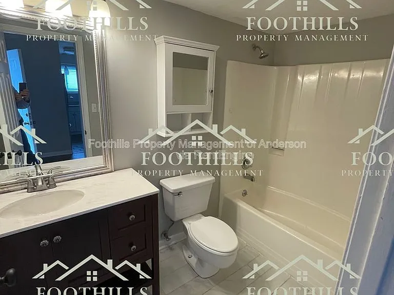 612 Northlake Dr — Photo 9