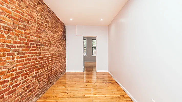 Rented by Nooklyn NYC LLC | media 17