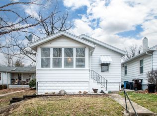 1127 E Corrington Ave, Peoria, IL 61603