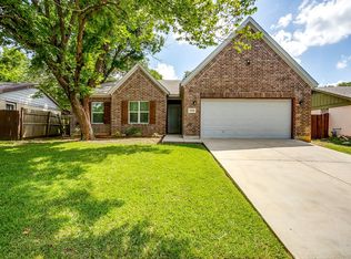 2508 Plaza St, Arlington, TX 76010