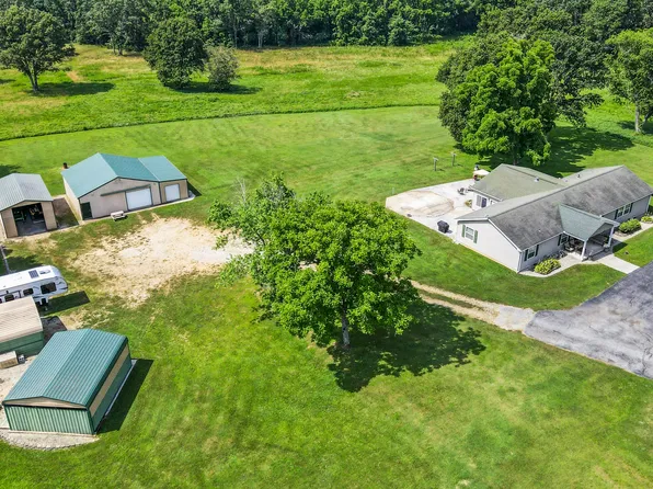 6928 State Route N, Pomona, MO 65789