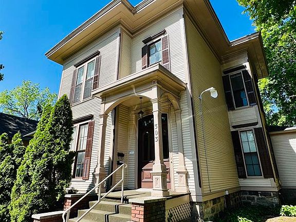 2nd image of 303 Woodward Ave APT 2