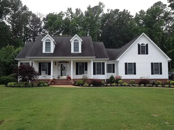 209 Small Dr, Elizabeth City, NC 27909