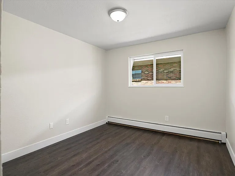 5567 S Sherman Cir #202 — Photo 8