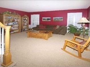 7320 Brixham Cir, Castle Pines, CO 80108