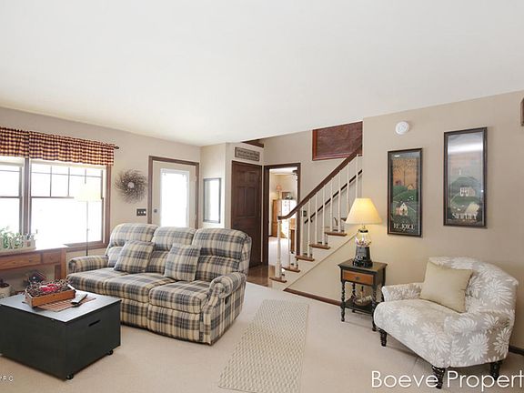 5th image of 12186 8th Ave NW