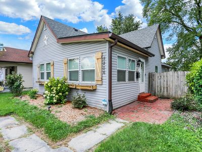 5206 E Walnut St, Indianapolis, IN, 46219