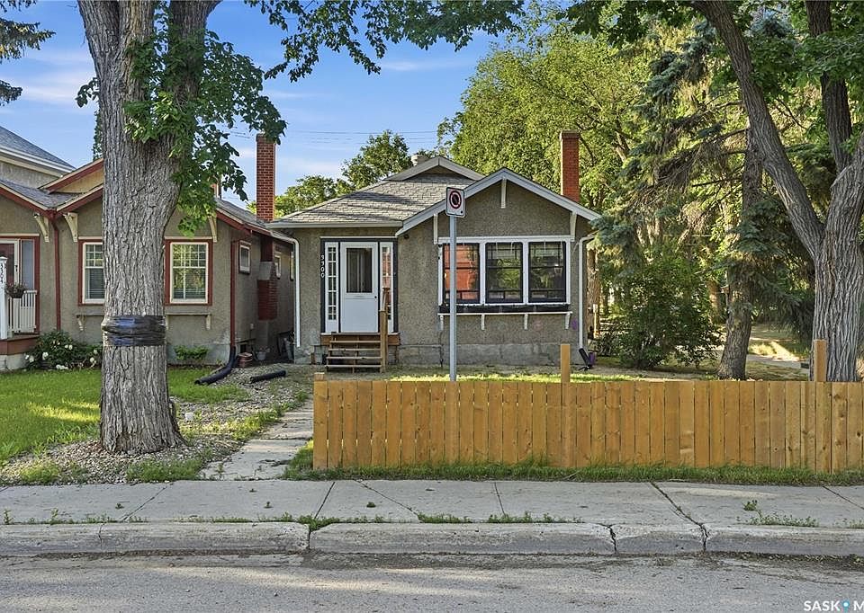 1st image of 3300 Victoria AVENUE