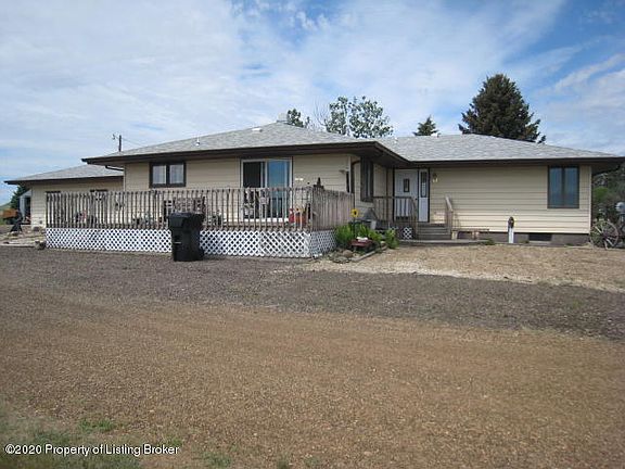 2nd image of 409 2nd Ave NW