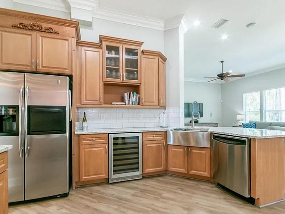 4th image of 3452 Babiche St
