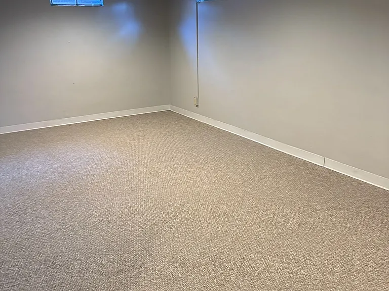 2617 Avalon Dr — Photo 12