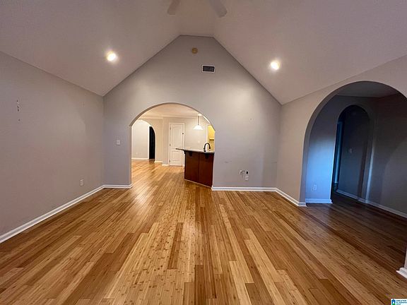 4th image of 12171 Hannah Cir