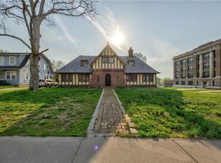 345 Van Brunt Blvd, Kansas City, MO 64124