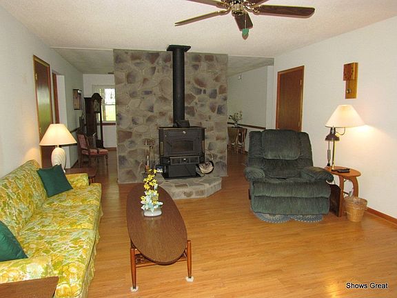 5th image of 261 Family Ln