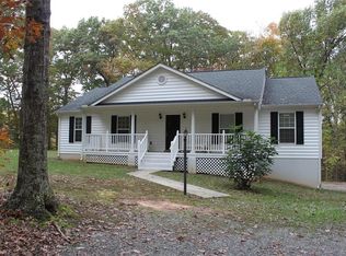 1860 Bent Oak Dr, Goochland, VA 23063