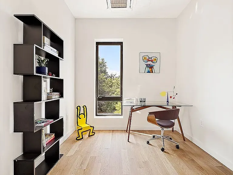 511 Chauncey St #TNHS — Photo 6
