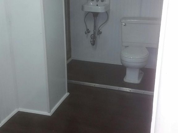 2nd image of 1008 Dominion Way