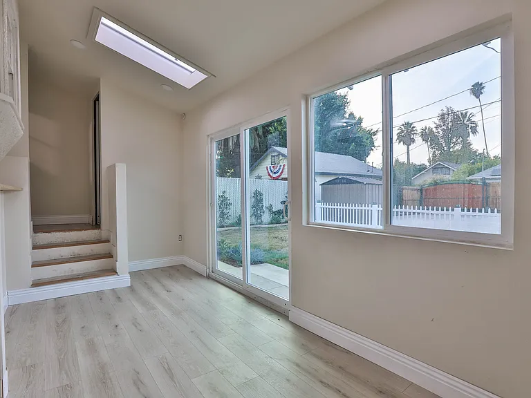 3031 Chestnut St — Photo 13