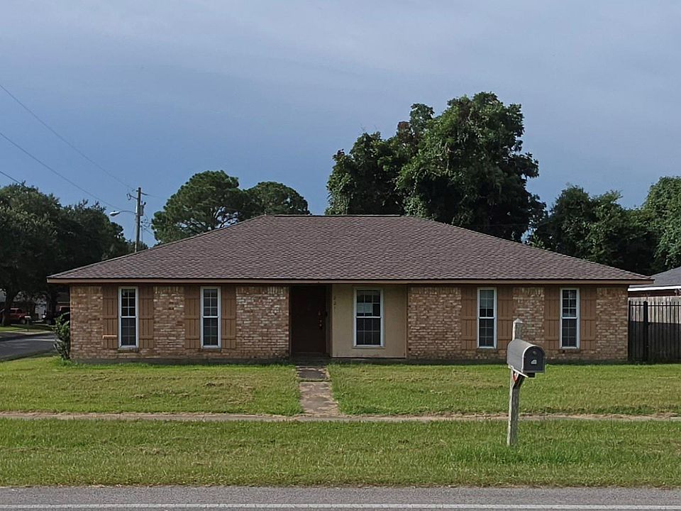 1st image of 2218 Hamman Rd